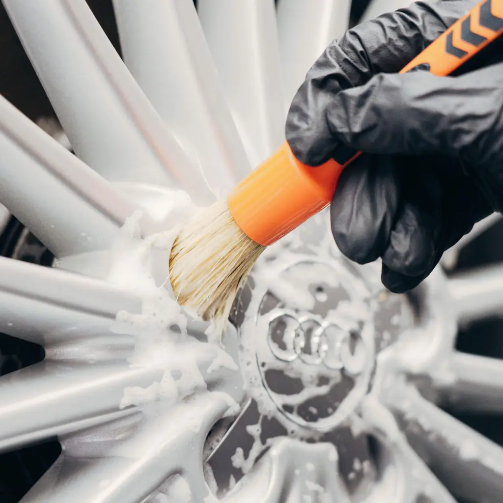 Maxshine Detailing Brush - Boar's Hair 14mm 4.webp